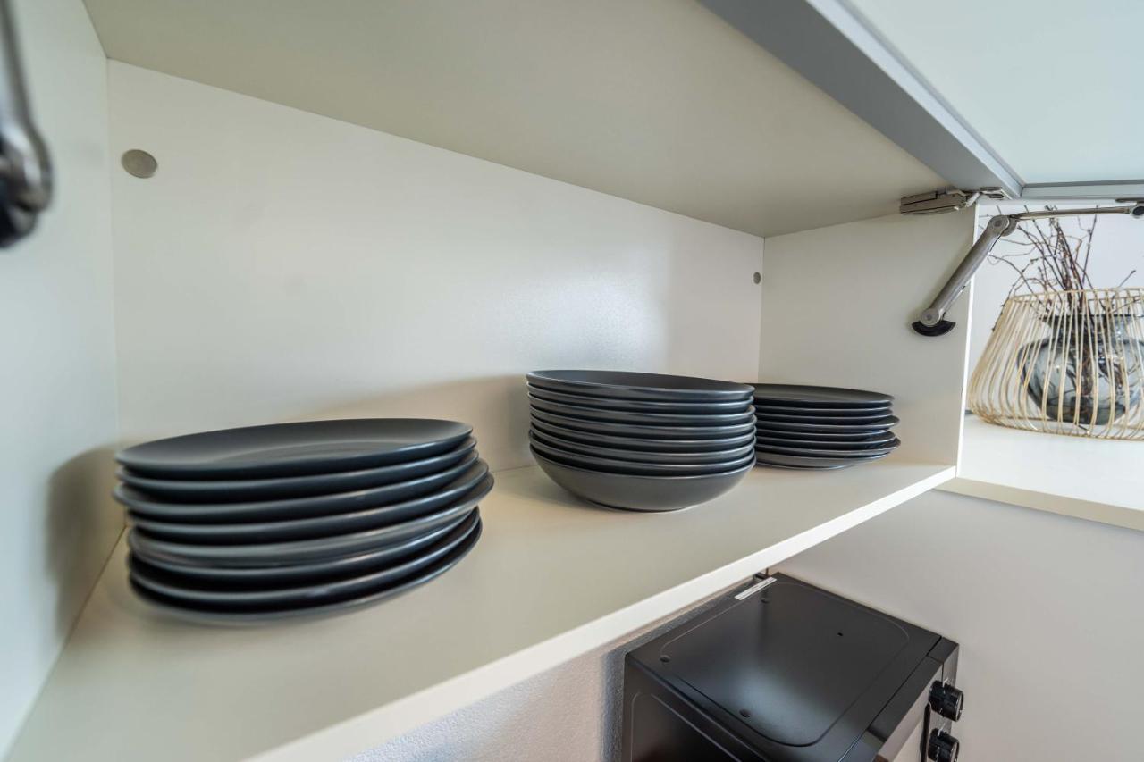 City Wohnung FN L 5 KLIMATISIERT mit Balkon und Küche FDH Exterior foto